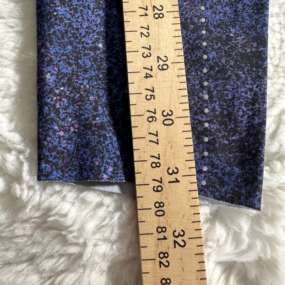 Lululemon Speed Up Tight 28" High-Rise Leggings Galaxy Theme - Size 4 - Picture 6 of 10
